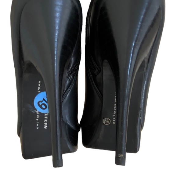 Chinese Laundry • Hypnotize Peep Toe Bootie - Picture 7 of 7